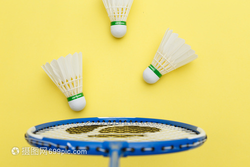 尽情发挥自 尽情发挥自